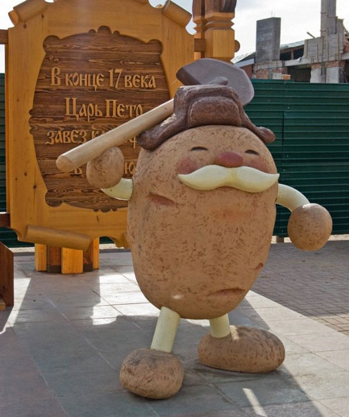 Памятник картофелю в Мариинске